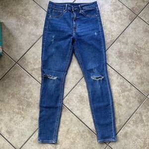 H&M &DENIM Curvy Jeggings Ultra High Waist Ankle Blue Distressed Size 6